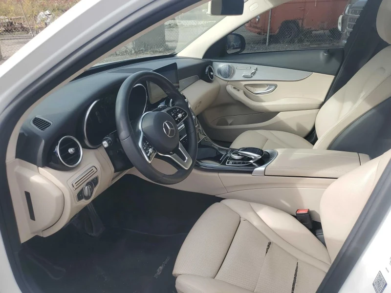 Mercedes-Benz C 300 AMG-line* Burmester* Digital* Подгрев* Пано, снимка 7 - Автомобили и джипове - 52318880