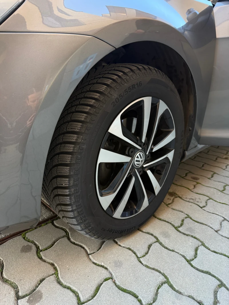 VW Golf, снимка 14 - Автомобили и джипове - 52413618