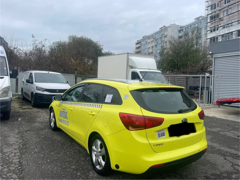 Kia Ceed 2, снимка 4 - Автомобили и джипове - 52590698