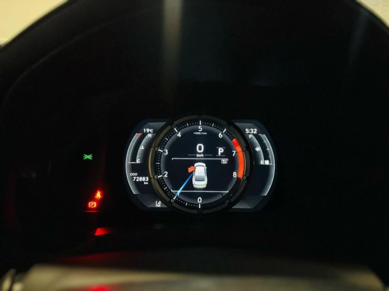 Lexus IS * 300 AWD | F SPORT | RED INT. * CARFAX * БЕЗ ПЪРВ, снимка 12 - Автомобили и джипове - 52959837