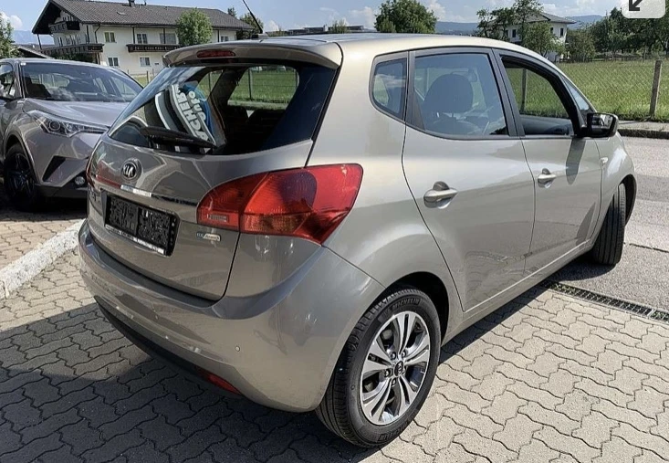 Kia Venga 1.4 CRDI, снимка 4 - Автомобили и джипове - 37811307