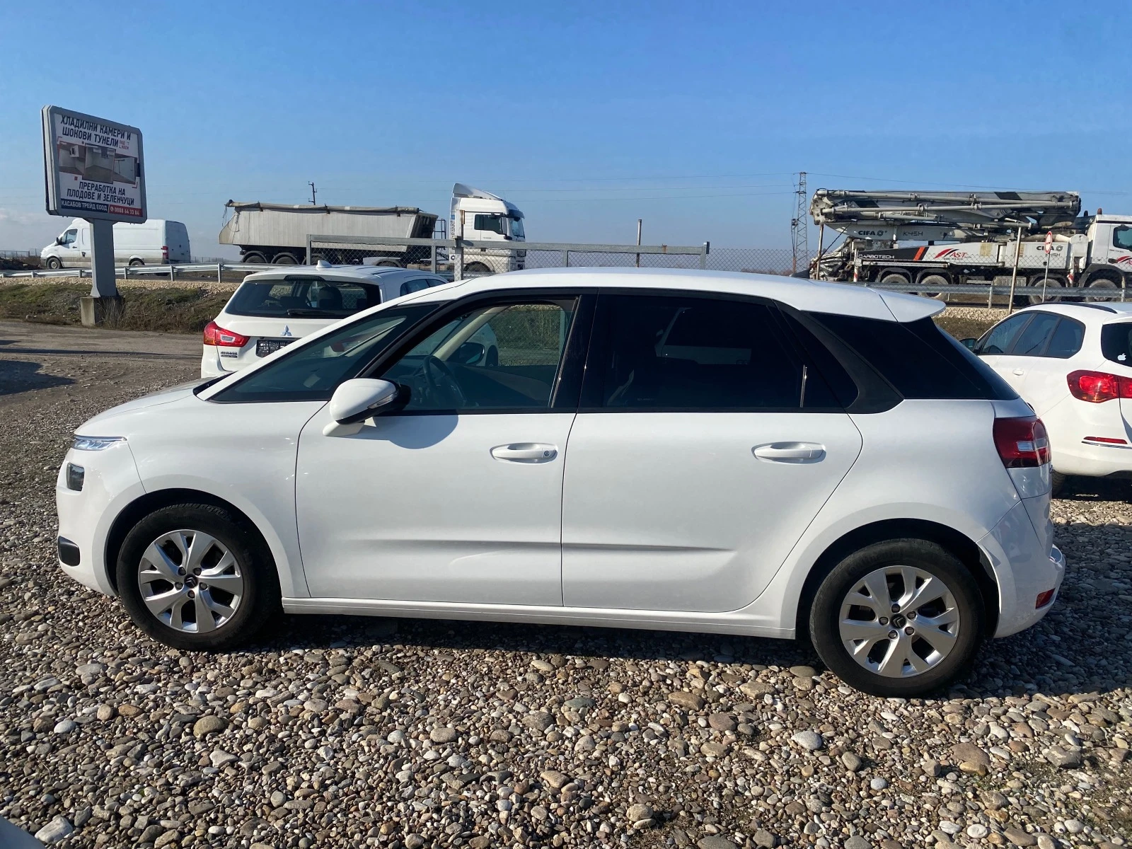 Citroen C4 Picasso 1.6 HDI - изображение 8