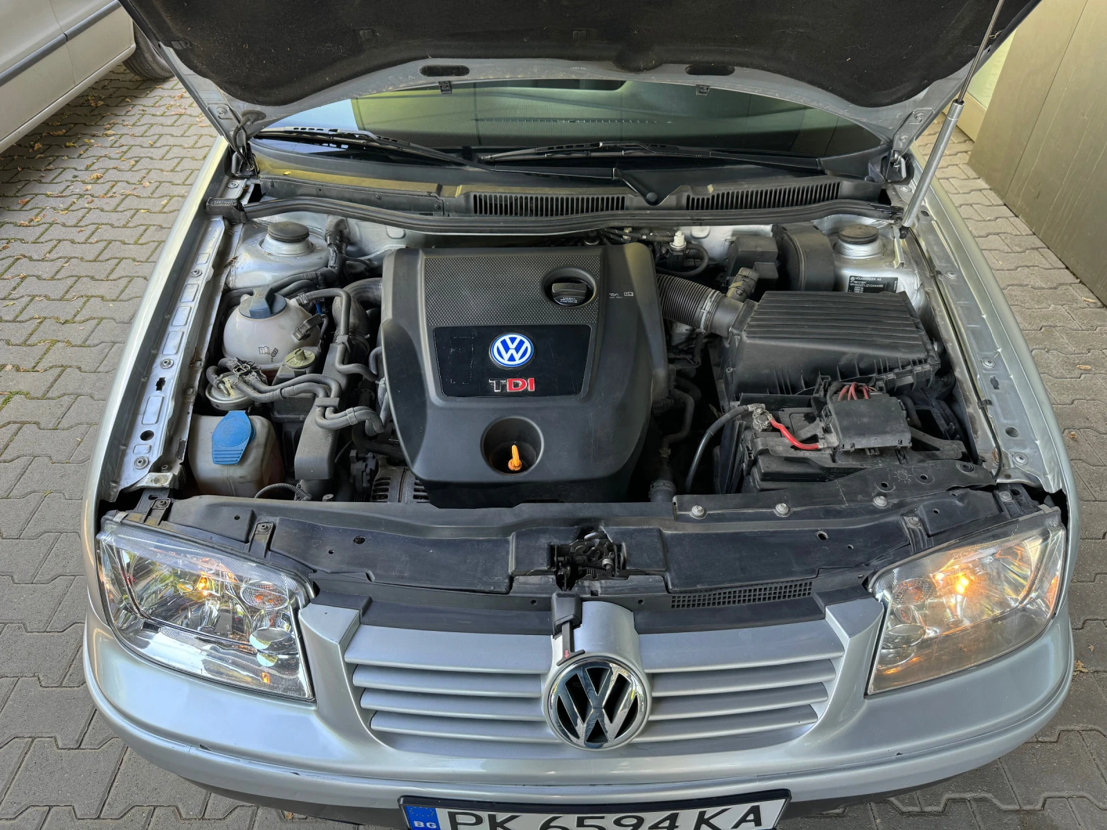 VW Bora 1.9TDI HI-LINE 4motion - изображение 10