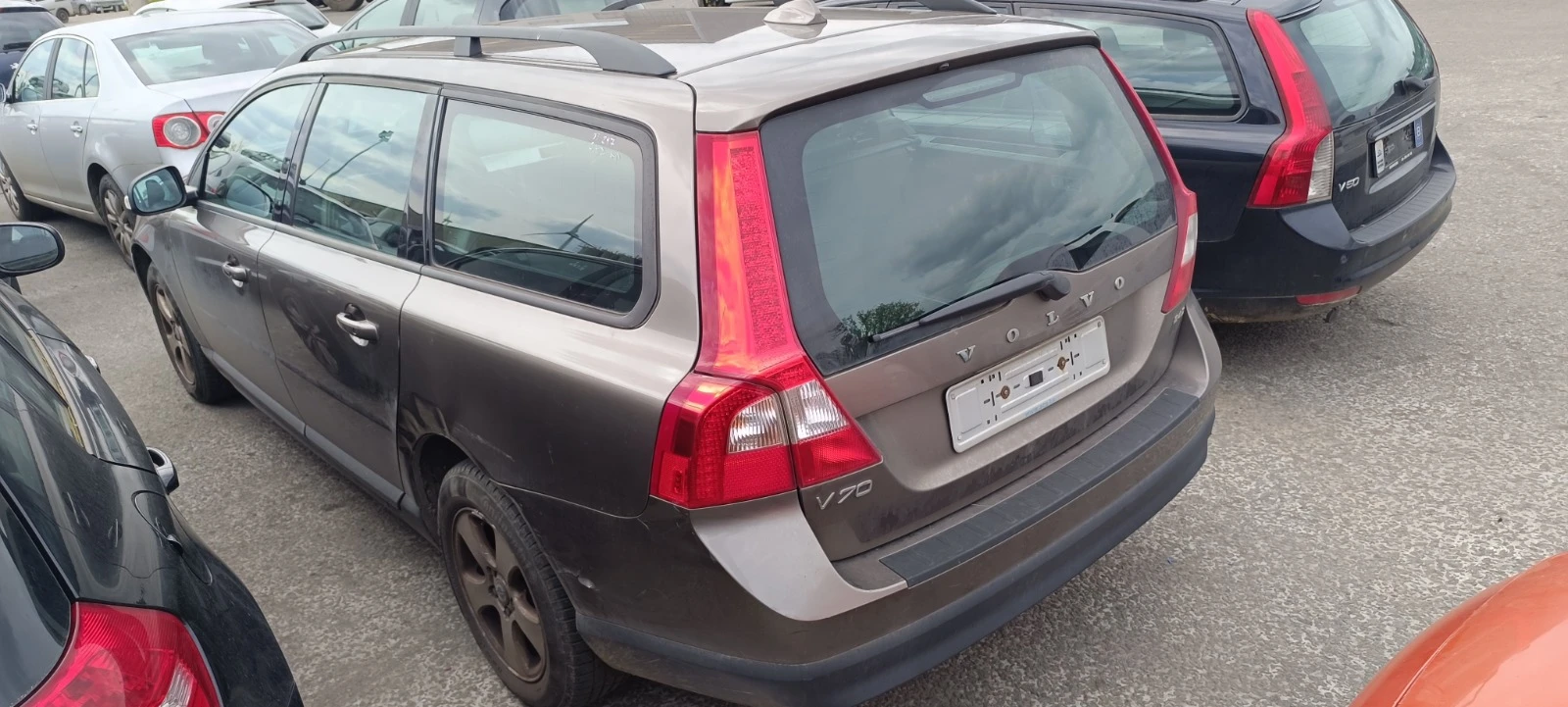 Volvo V70 2.4D5 - изображение 4