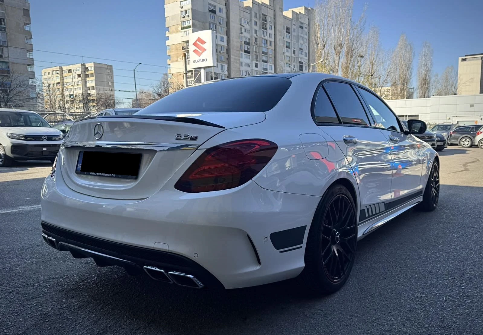 Mercedes-Benz C 63 AMG S EDITION 1 - изображение 6