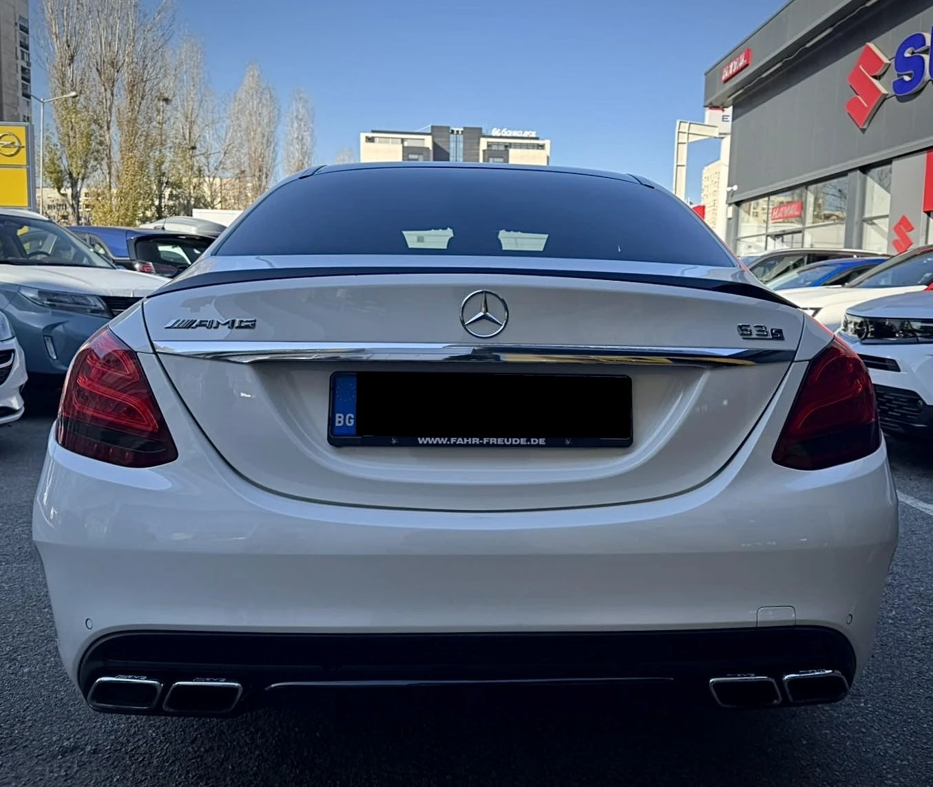 Mercedes-Benz C 63 AMG S EDITION 1 - изображение 5