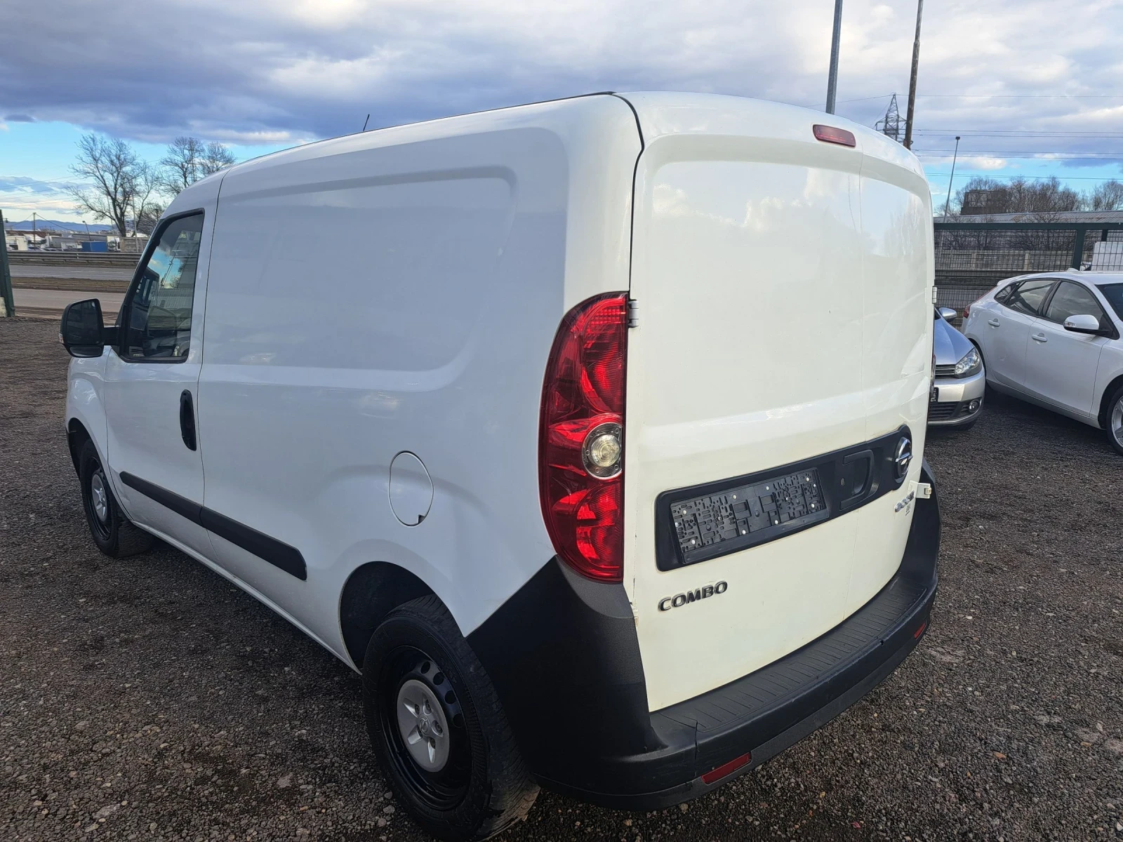 Opel Combo 1.3CDTI 90PS.MAXI ITALIA - изображение 6