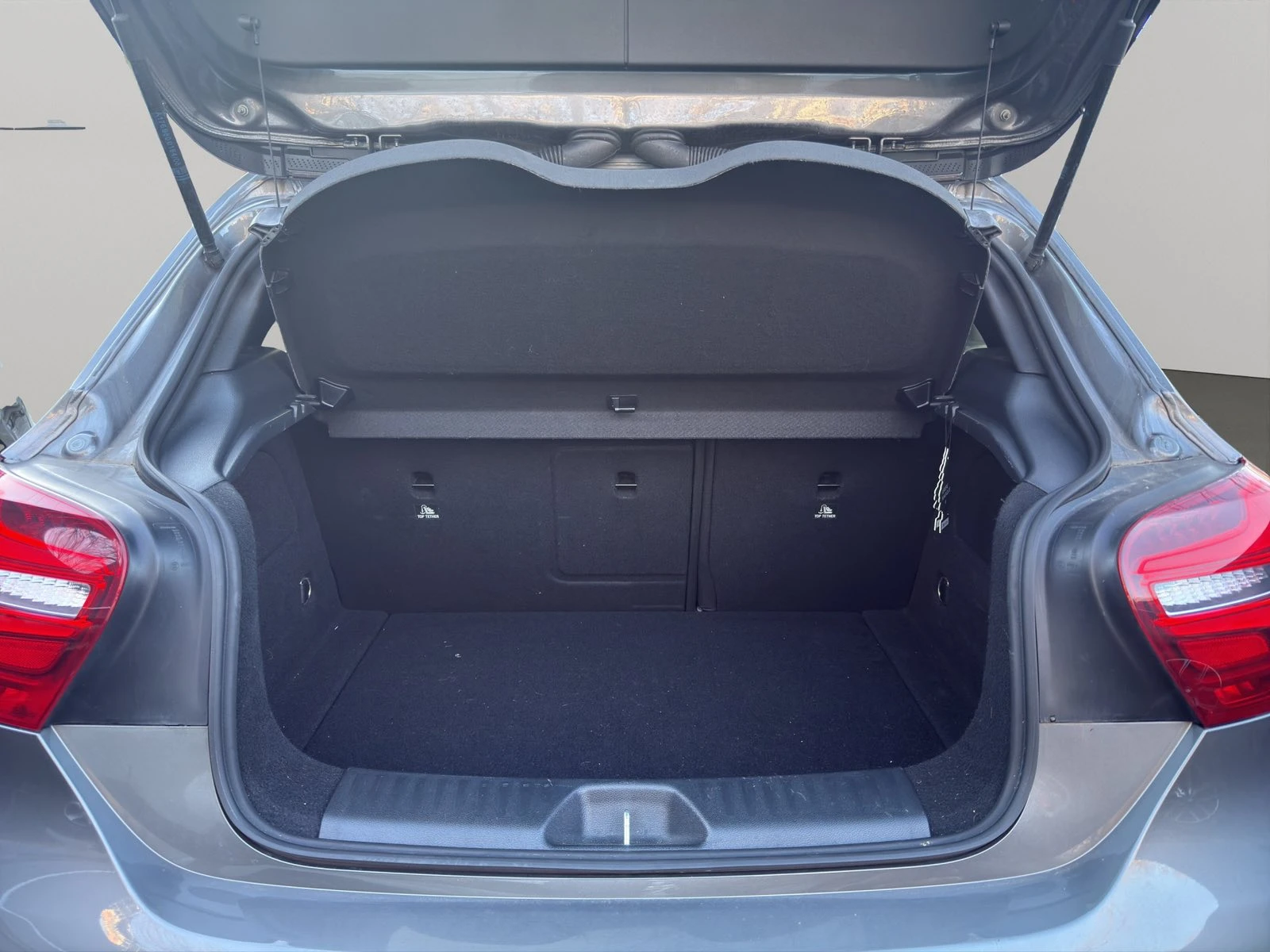 Mercedes-Benz A 200  AMG OPTIC 1.6 i | Mobile.bg   16