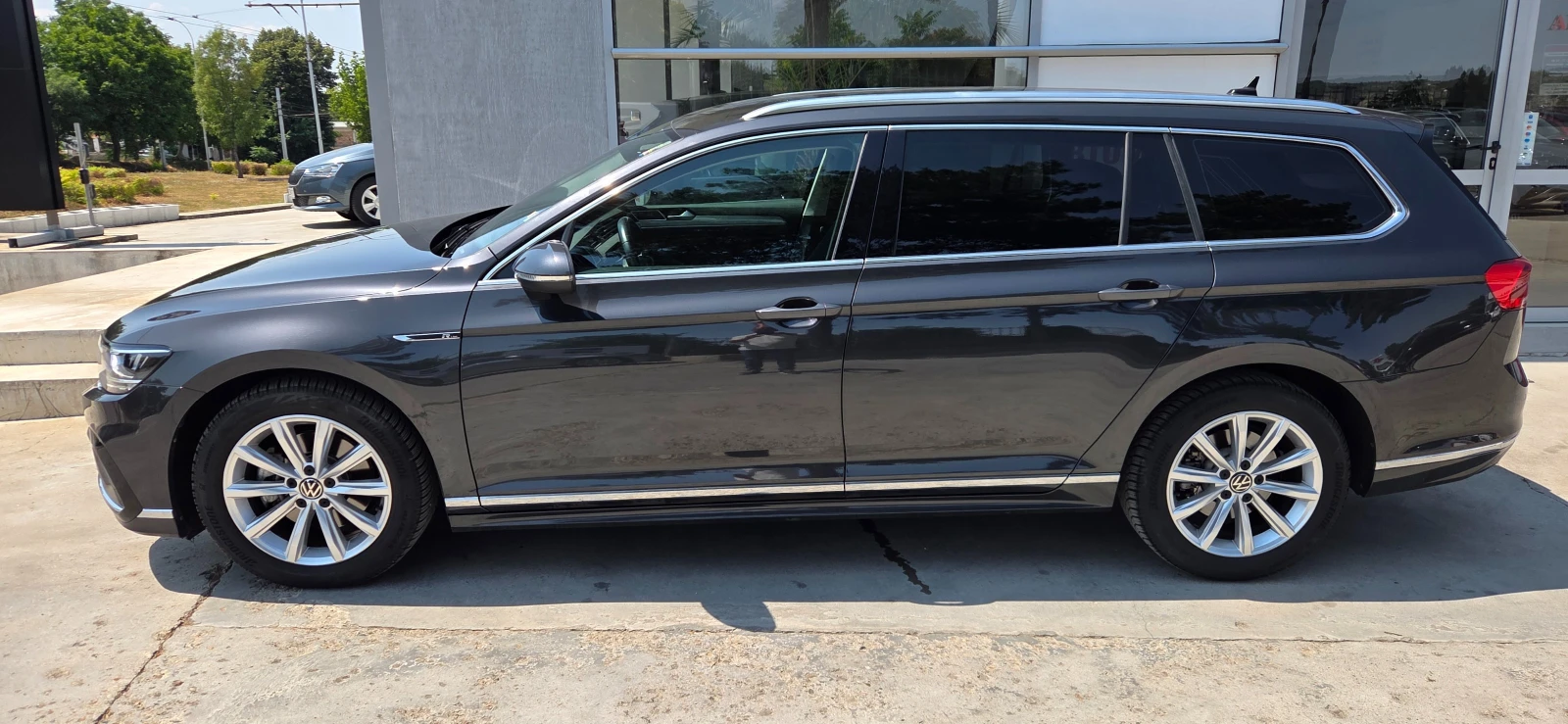 VW Passat R-LINE ; FACE ; 2.0TDI ; LED ; 7DSG ; НАВИГАЦИЯ - изображение 7