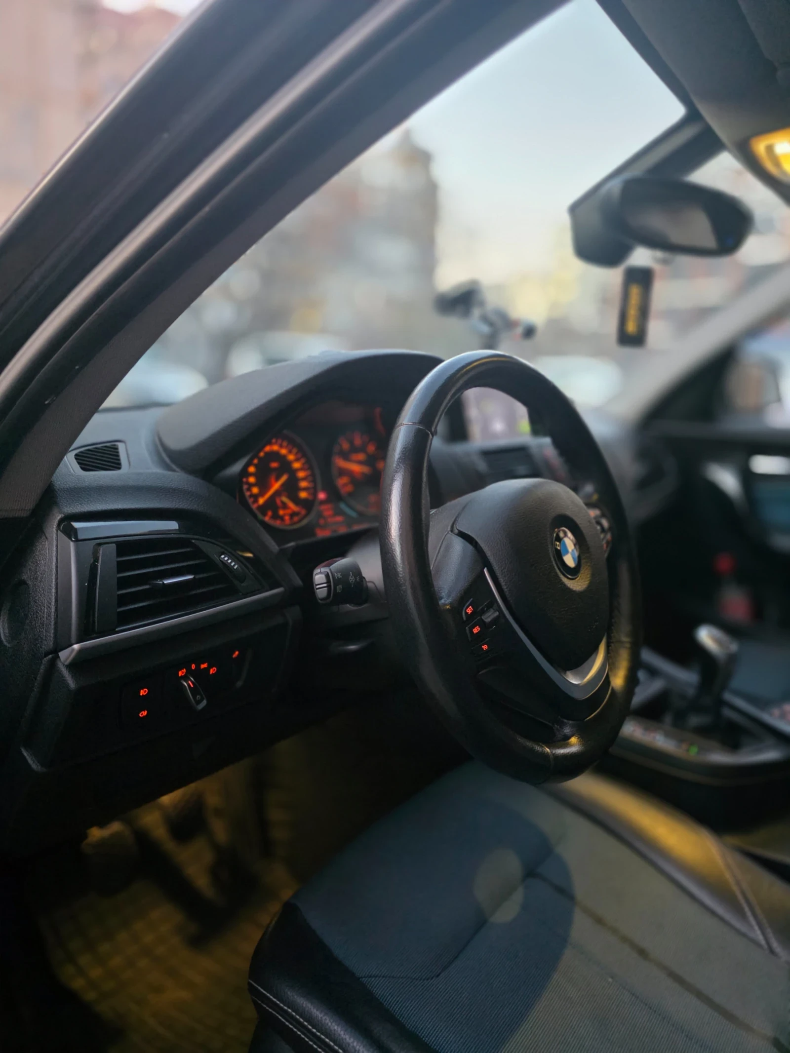 BMW 120  - изображение 6