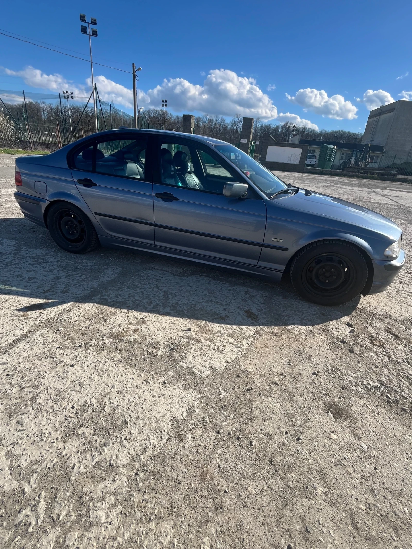 BMW 320 D, снимка 3 - Автомобили и джипове - 54140781