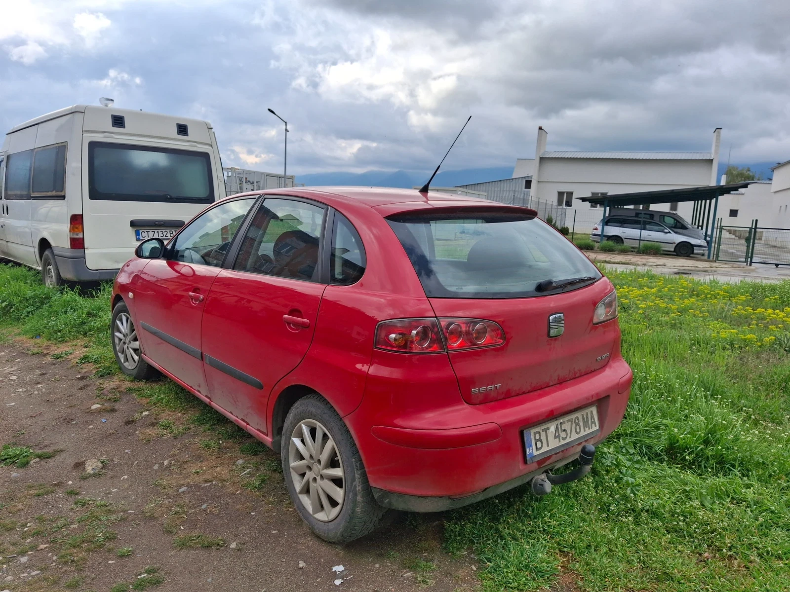 Seat Ibiza 1.4, снимка 3 - Автомобили и джипове - 54283482