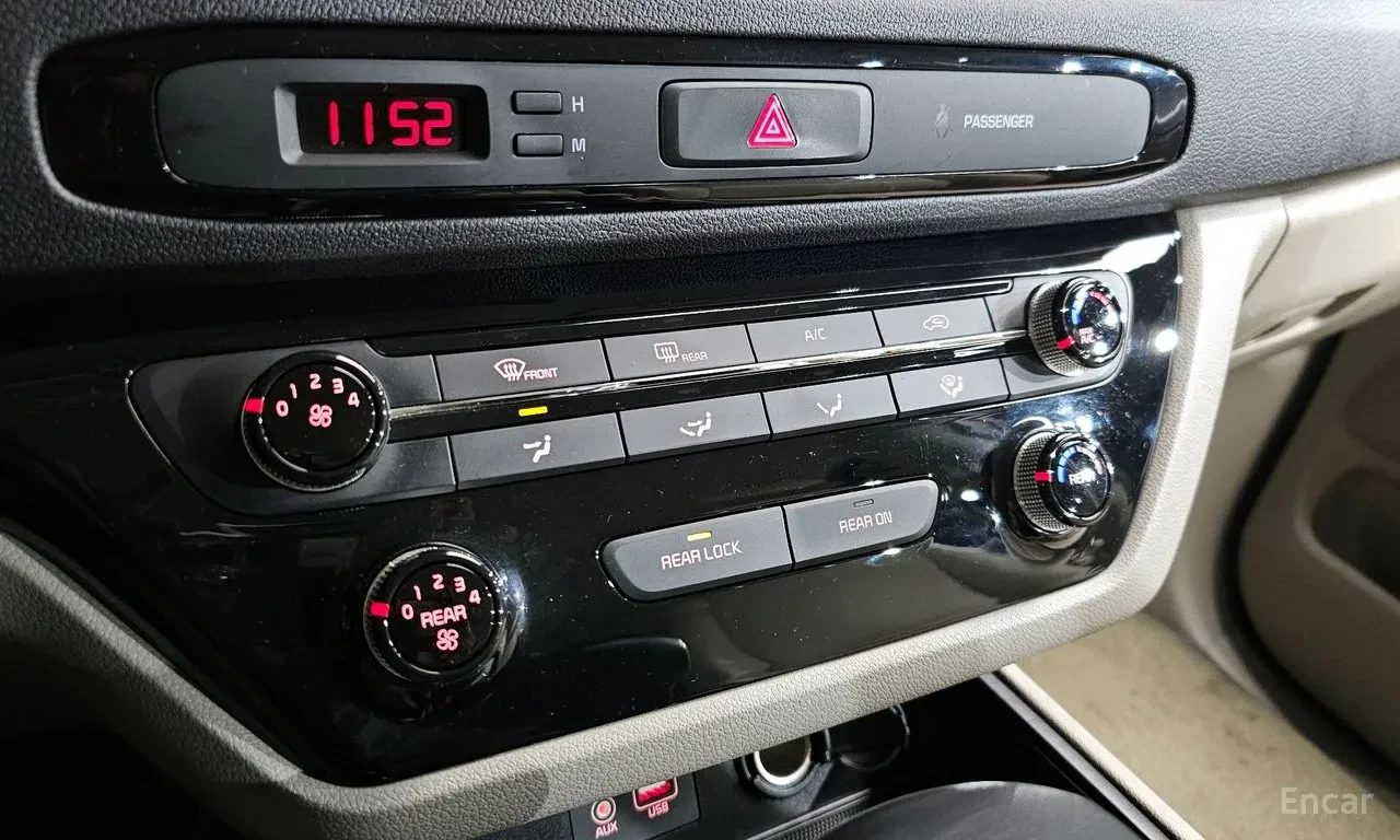 Kia Carnival Luxury Line/9 местна , снимка 15 - Автомобили и джипове - 54680109