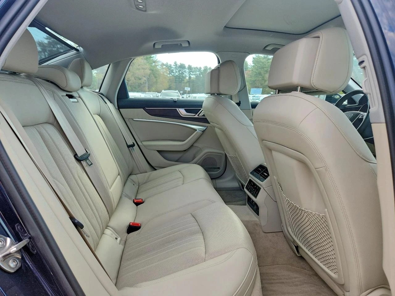 Audi A6 PRESTIGE* ДИСТРОНИК* ЛИЗИНГ* ОБДУХ* HUD, снимка 10 - Автомобили и джипове - 54701987