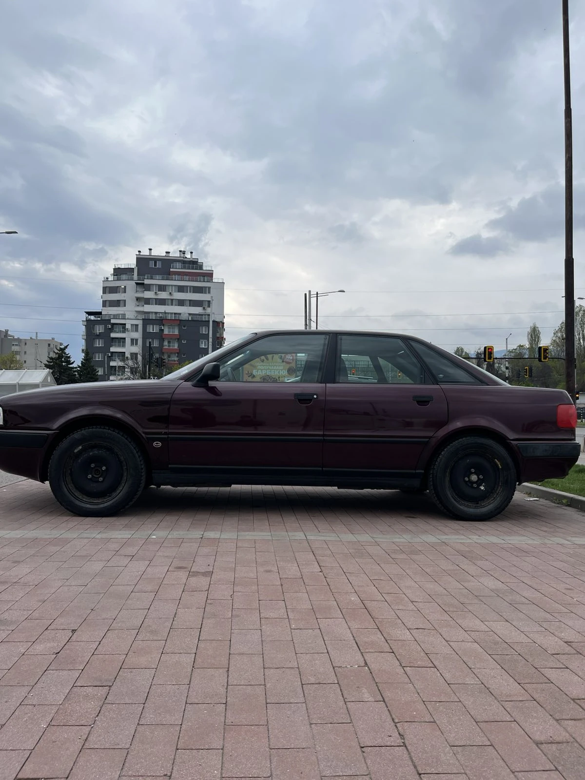Audi 80 2.0, снимка 13 - Автомобили и джипове - 55172524