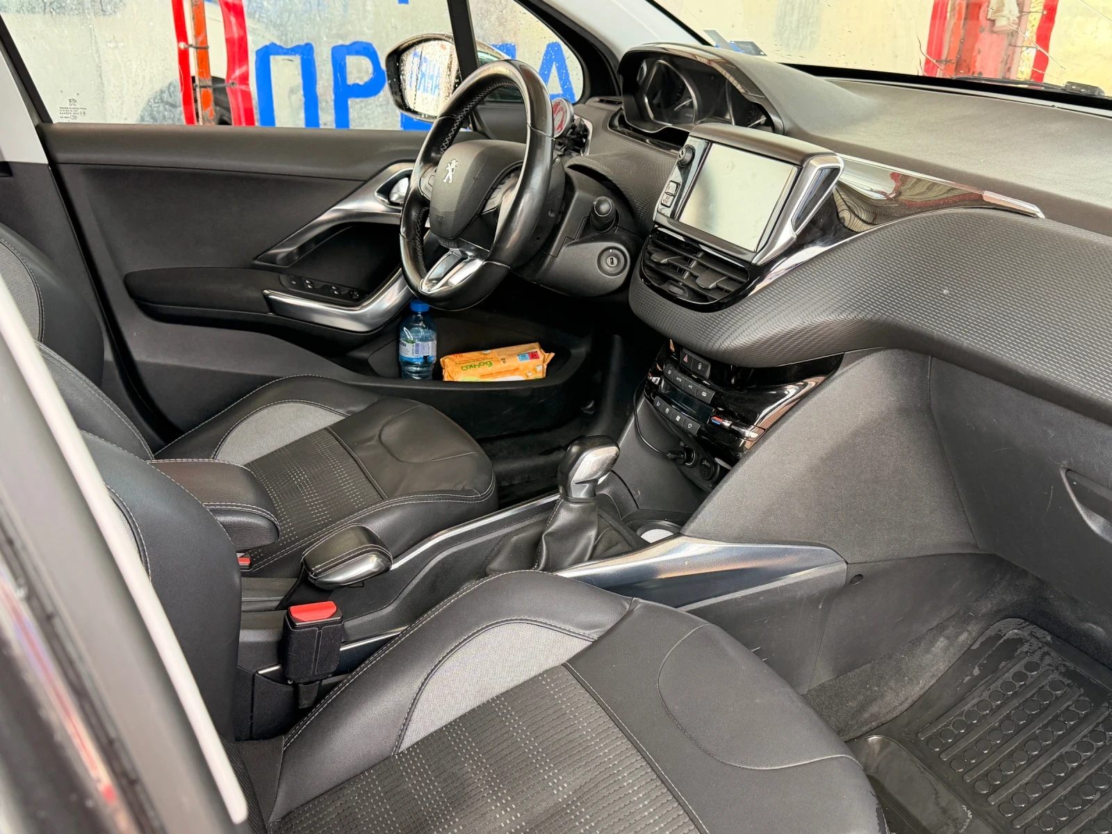 Peugeot 2008 1.6 VTi, снимка 9 - Автомобили и джипове - 55366216