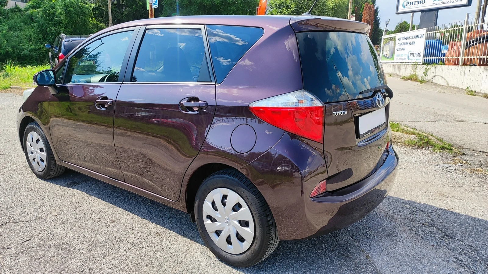 Toyota Verso S, снимка 3 - Автомобили и джипове - 55754547