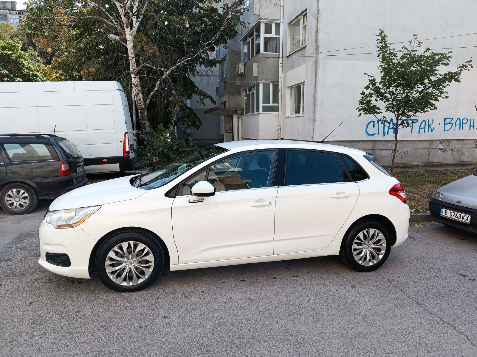 Citroen C4 VTi, снимка 4 - Автомобили и джипове - 55805571
