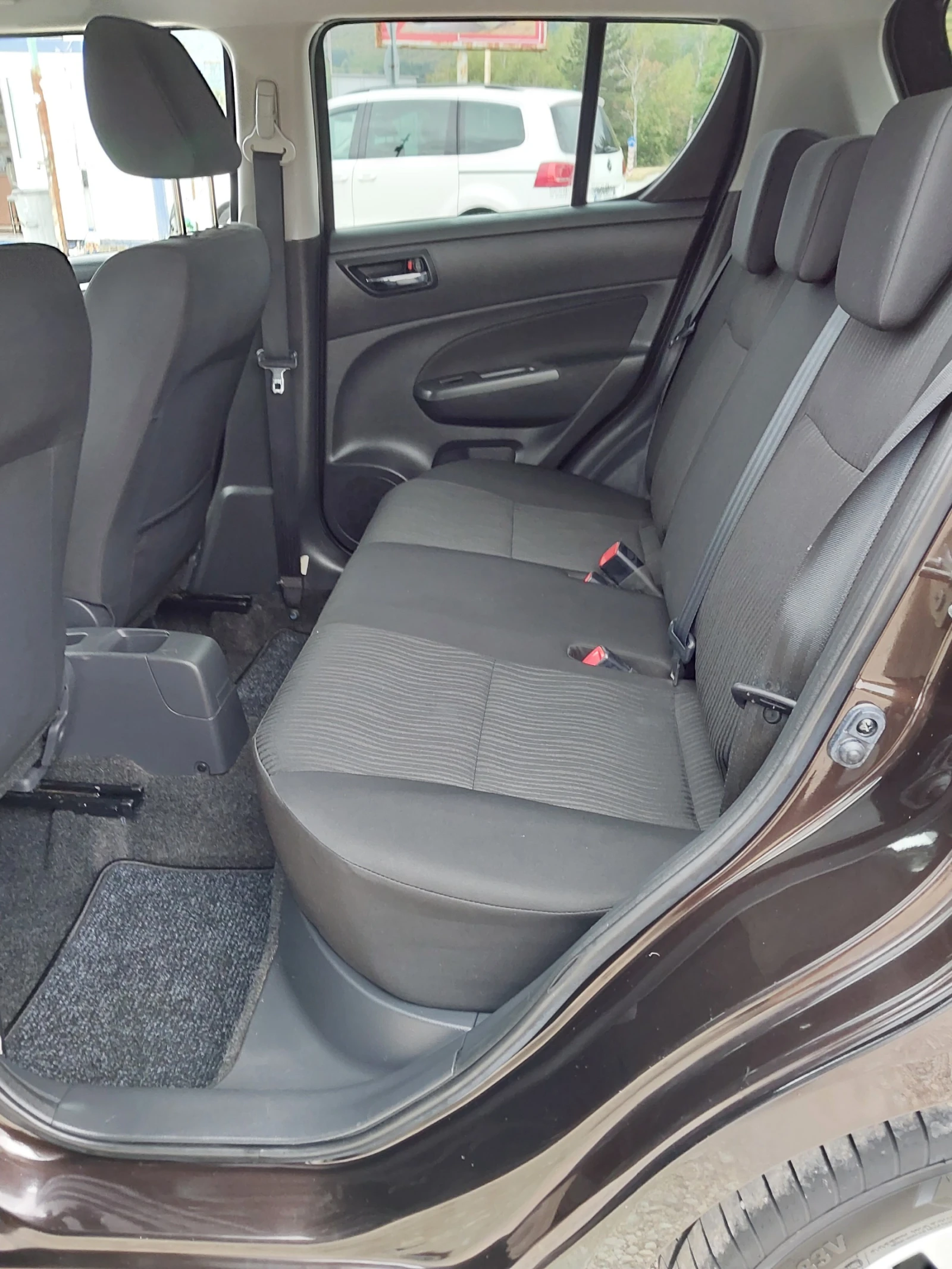 Suzuki Swift 1.2- 90��.Klima. | Mobile.bg � ����������� 10