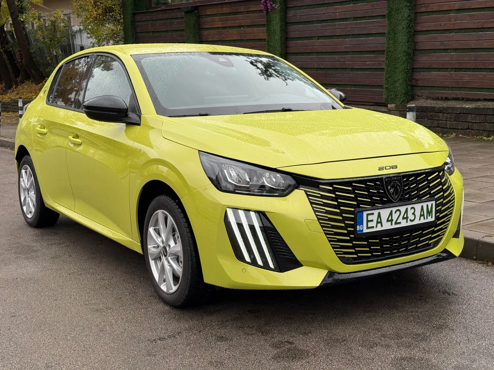 Peugeot 208 -E* Allure* 50kwh* 16900км* ГАРАНЦИЯ
