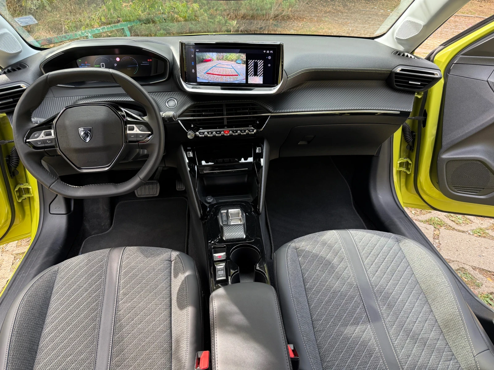 Peugeot 208 -E* Allure* 50kwh* 16700��* �������� | Mobile.bg � ����������� 7