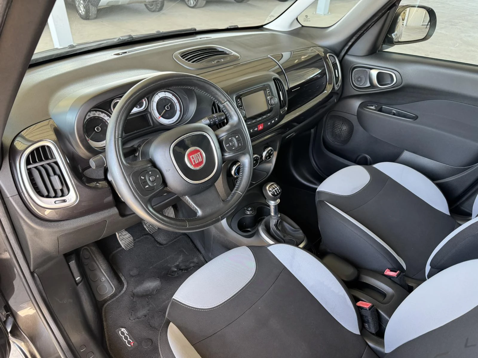 Fiat 500L 1.6D* 105ps* 6��* ����* ������*  | Mobile.bg � ����������� 9