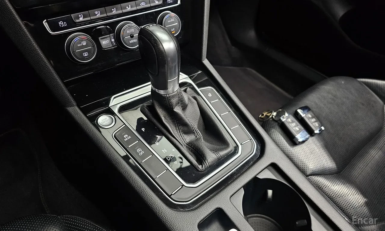 VW Arteon PRESTIGE* ���������* ���������* LANE* ASSIST*  | Mobile.bg � ����������� 11