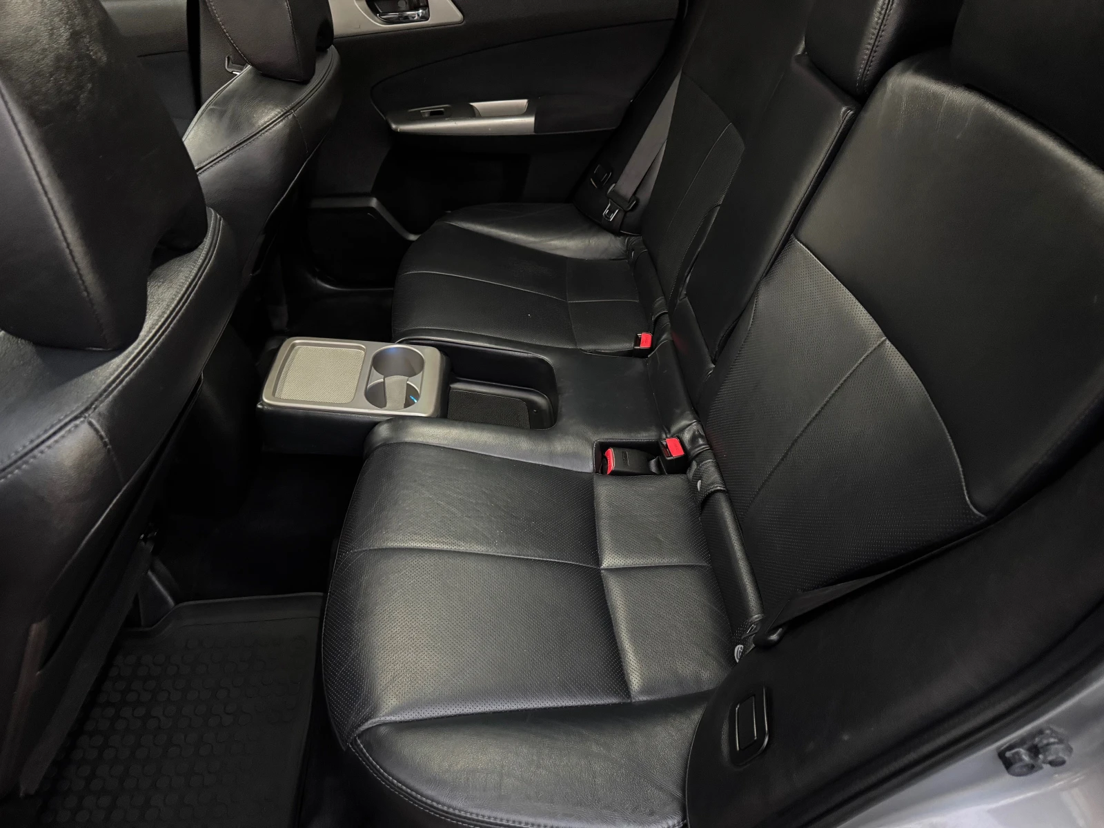 Subaru Forester XT, снимка 13 - Автомобили и джипове - 56633197