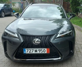 ������ Lexus UX 300h