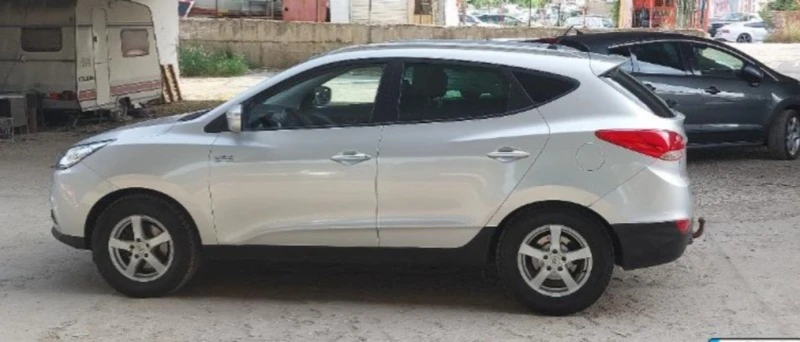 Hyundai IX35, снимка 7 - Автомобили и джипове - 46891030