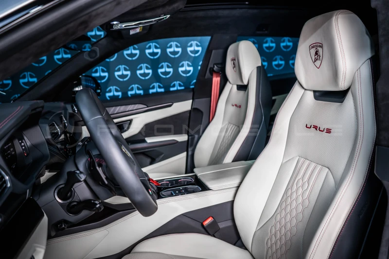 Lamborghini Urus S * B&O* Pano* Alcantara, снимка 12 - Автомобили и джипове - 47622155