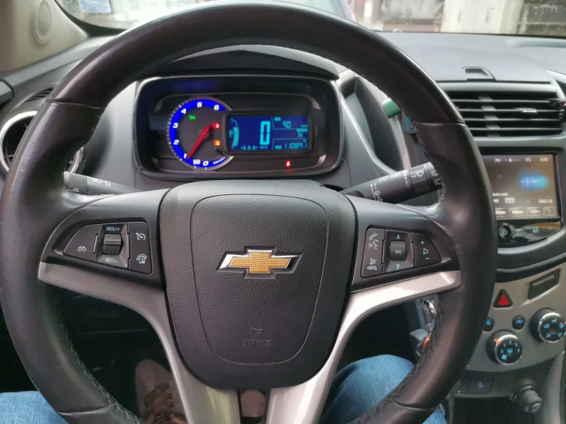 Chevrolet Trax 1.7 CDTI, снимка 7 - Автомобили и джипове - 51527154