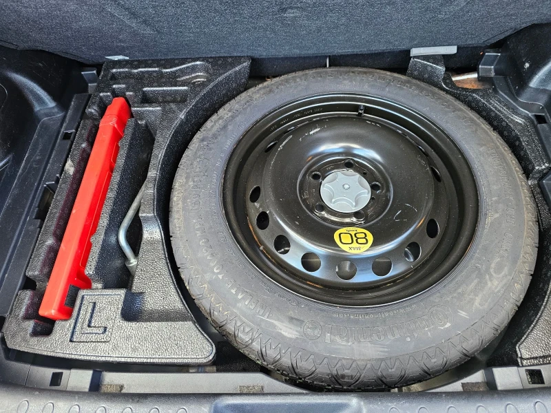 Nissan Juke Tekna Facelift 1.6т/4x4/Автомат/Би ксенон/Keyless , снимка 15 - Автомобили и джипове - 52589762