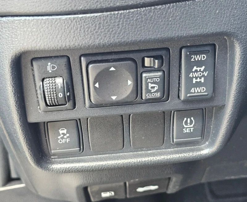 Nissan Juke Tekna Facelift 1.6т/4x4/Автомат/Би ксенон/Keyless , снимка 16 - Автомобили и джипове - 52589762