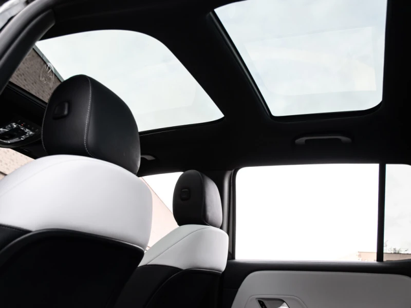 Mercedes-Benz GLB Keyless* Premium Package* Кожа* Панорама* Един соб, снимка 12 - Автомобили и джипове - 52707363