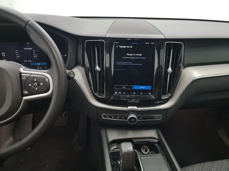 Volvo XC60 Recharge Plug-In Hybrid T8 Inscription Expression, снимка 11 - Автомобили и джипове - 53333951