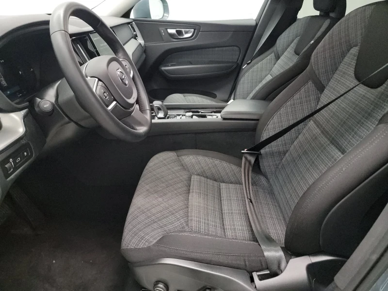 Volvo XC60 Recharge Plug-In Hybrid T8 Inscription Expression, снимка 7 - Автомобили и джипове - 53333951