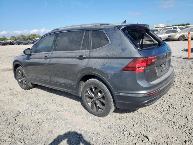 VW Tiguan 2.0* FULL, снимка 3 - Автомобили и джипове - 53398354