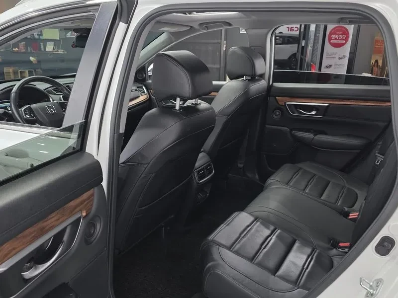 Honda Cr-v 2.O HYBRID 4WD, снимка 11 - Автомобили и джипове - 55717256