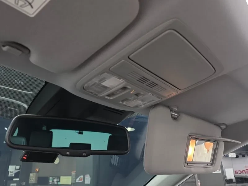Honda Cr-v 2.O HYBRID 4WD, снимка 17 - Автомобили и джипове - 55717256