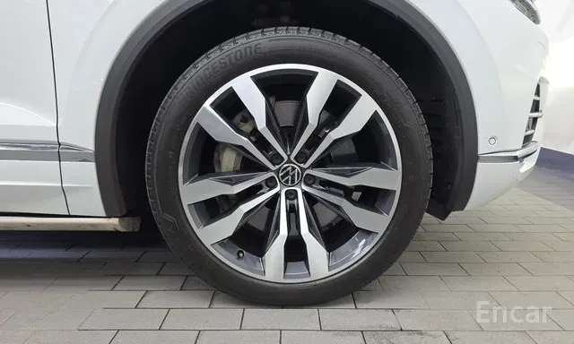 VW Touareg 4.0 V8 TDI Prestige* 360* HUD* ����� | Mobile.bg � ����������� 9