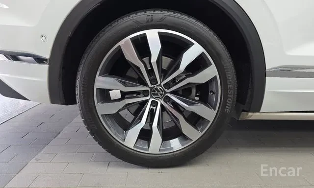 VW Touareg 4.0 V8 TDI Prestige* 360* HUD* ����� | Mobile.bg � ����������� 8