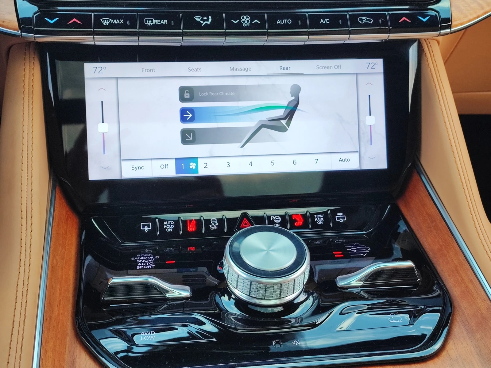 Jeep Grand Wagoneer SERIES III, 6+ 1  | Mobile.bg   17