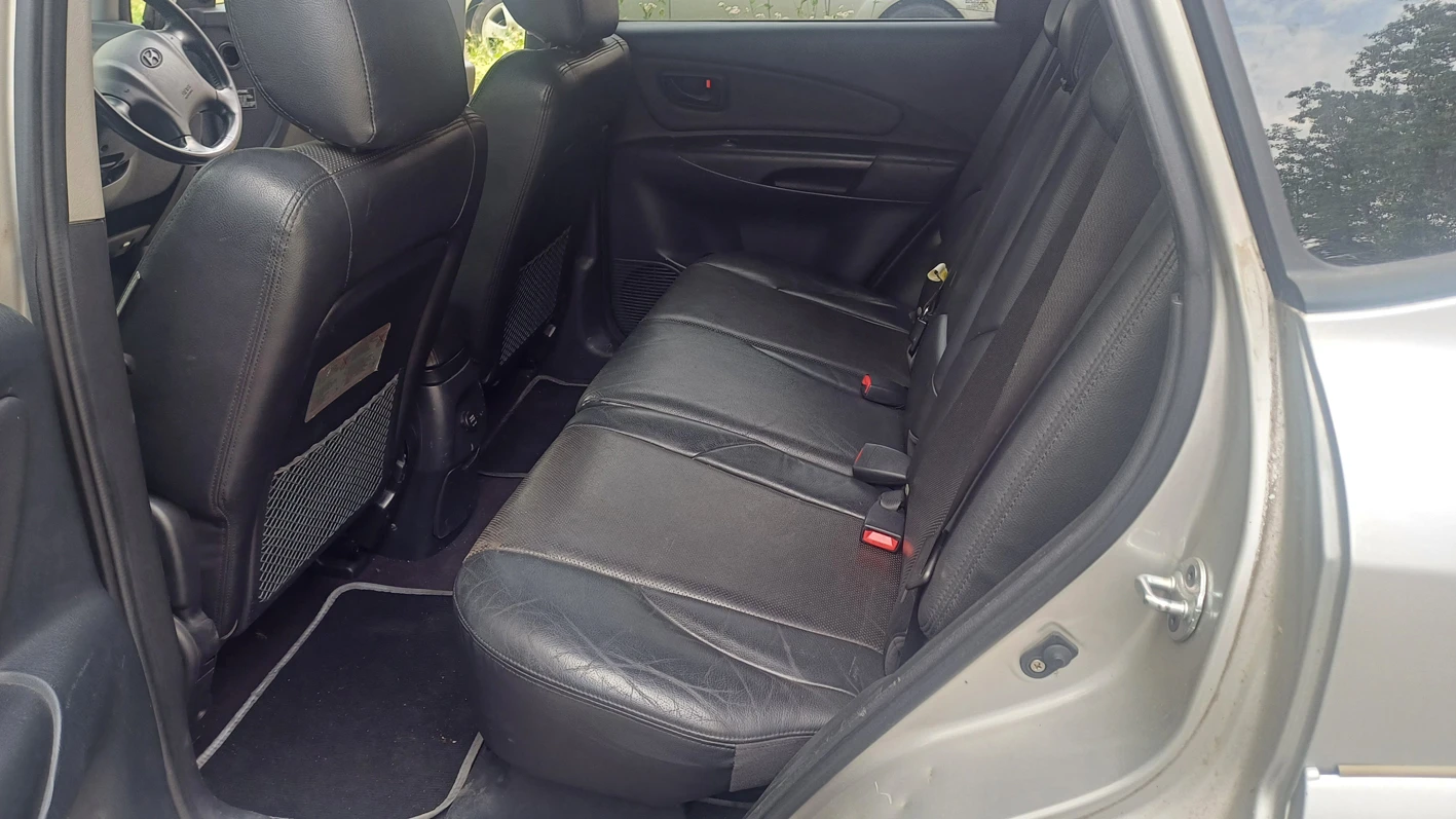 Hyundai Tucson 2, 0 CRDI 4×4 - изображение 10