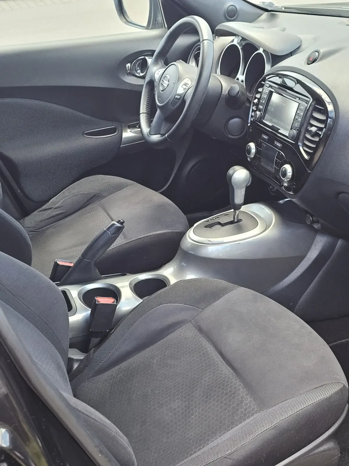 Nissan Juke Tekna Facelift 1.6/4x4// /Keyless  | Mobile.bg   11