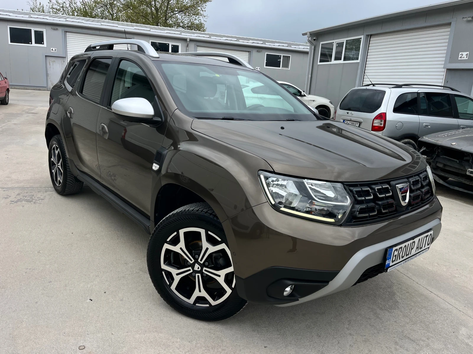Dacia Duster 1, 6i-ГАЗ/KEYLES/LED/КАМЕРА-360/НАВИГАЦИЯ/НОВА!!!