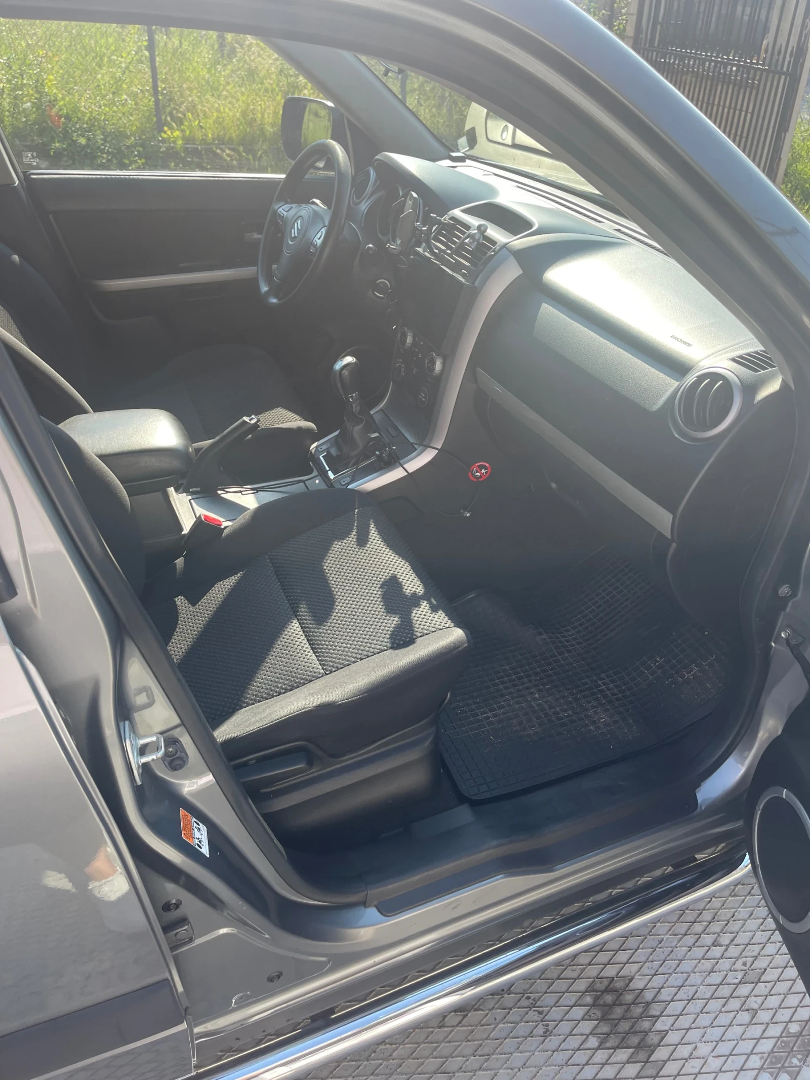 Suzuki Grand vitara, снимка 9 - Автомобили и джипове - 54807191