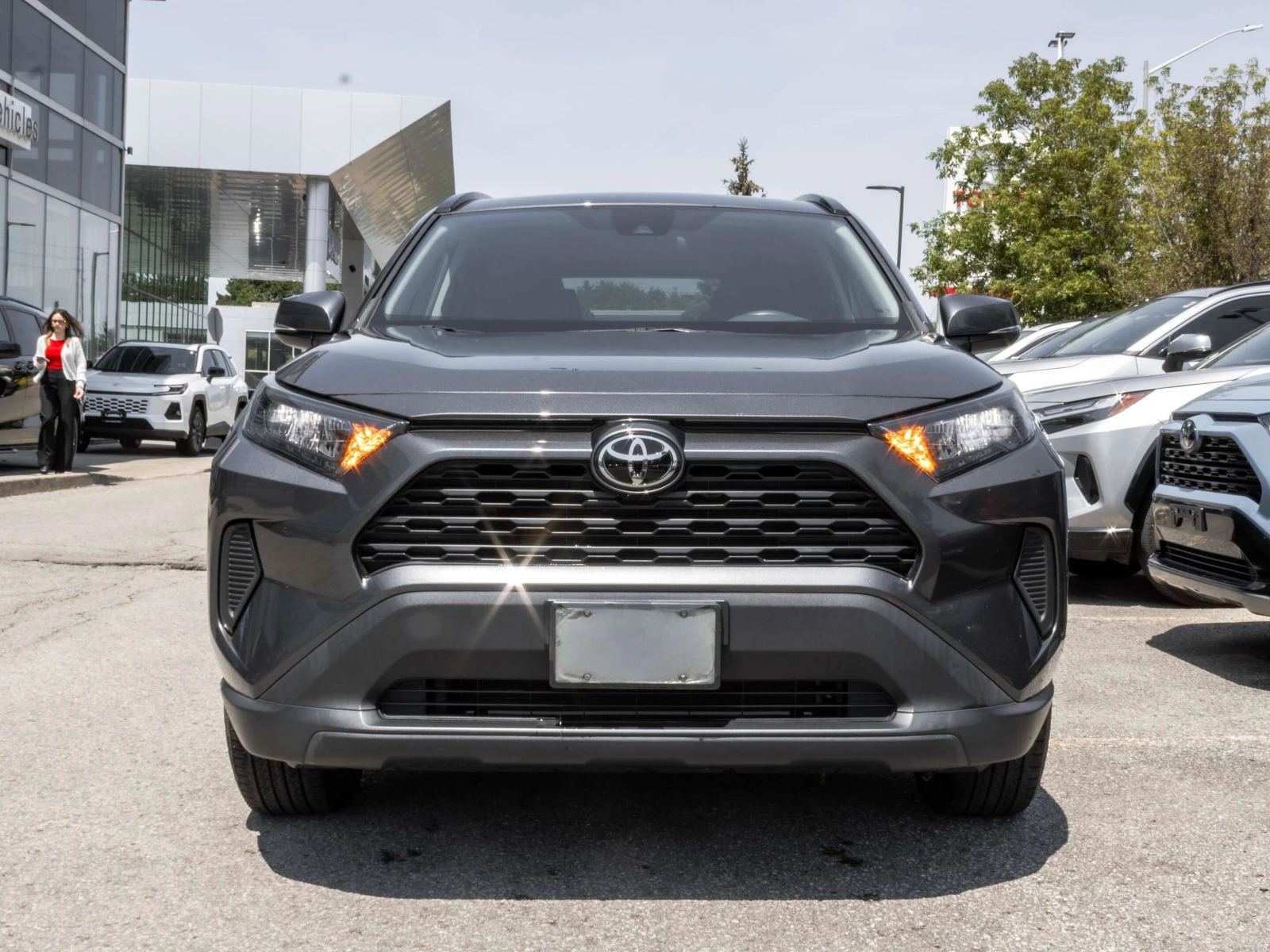 Toyota Rav4 LE, ЦЕНА до БГ, снимка 2 - Автомобили и джипове - 55532430
