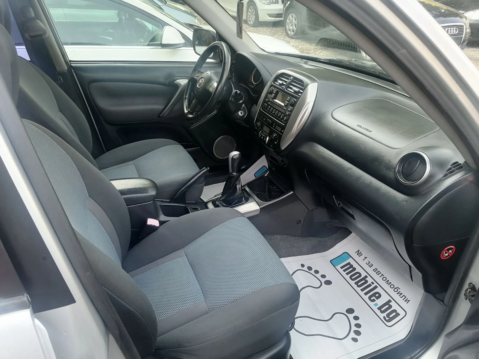 Toyota Rav4 2.0d, снимка 5 - Автомобили и джипове - 55655934