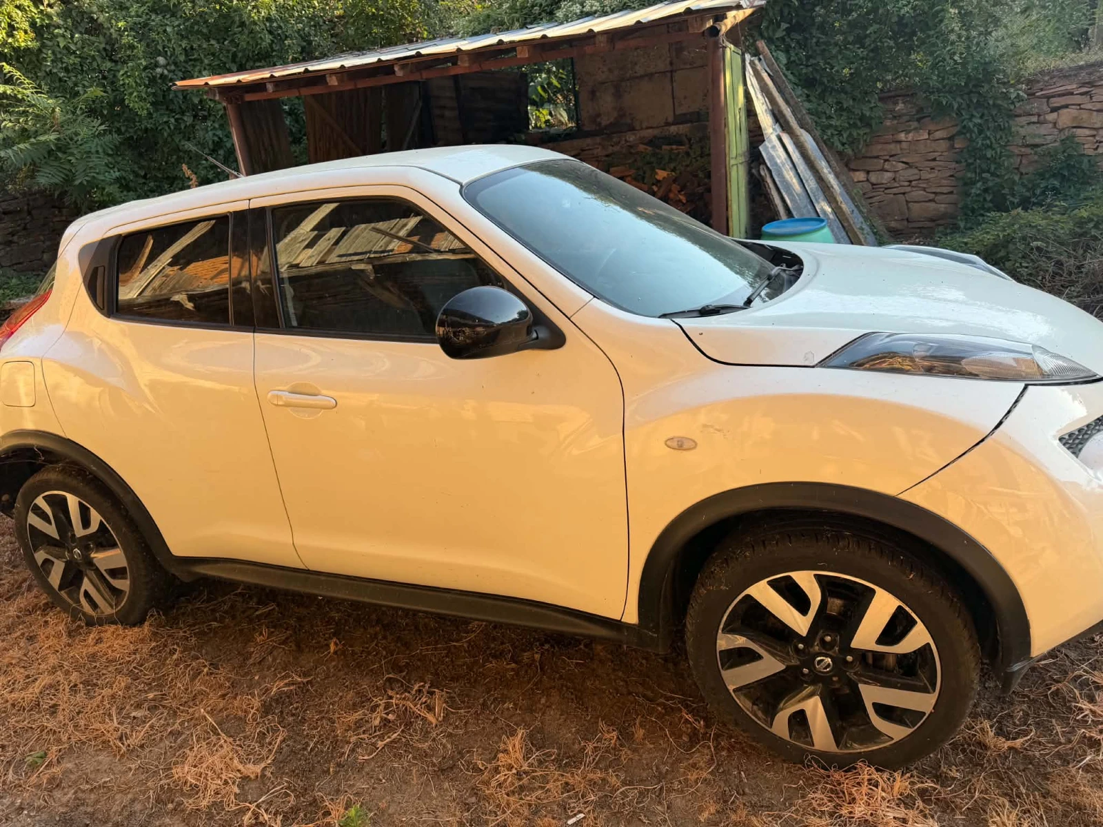 Nissan Juke, снимка 2 - Автомобили и джипове - 55693278